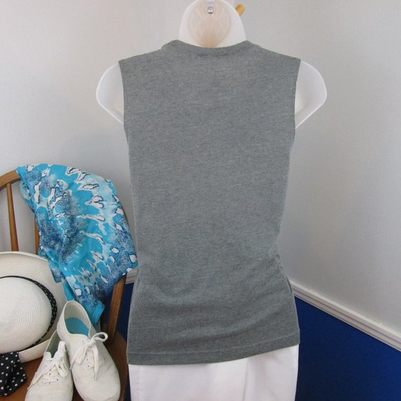 ๐2X Host Pick๐ Classic Disney Mickey Mouse Tank - Picture 8 of 12